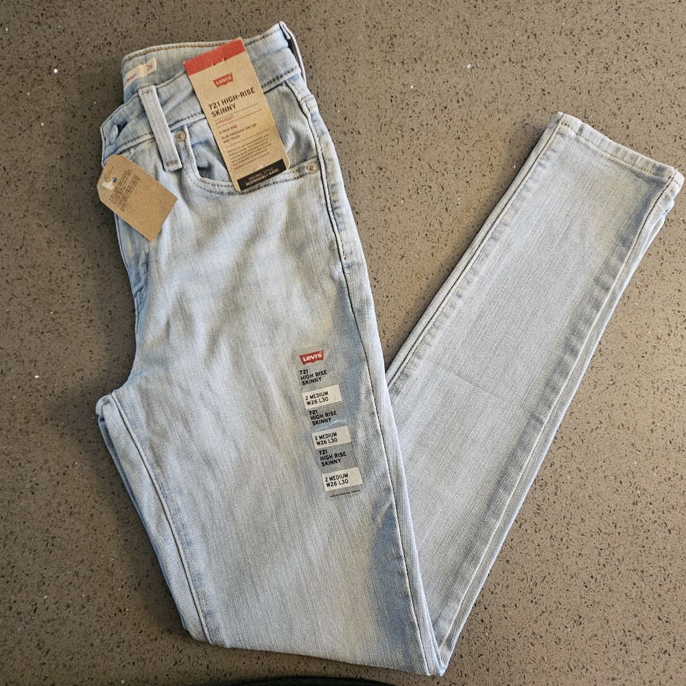 Levi's Women's High Rise Light Blue Jeans Size 2